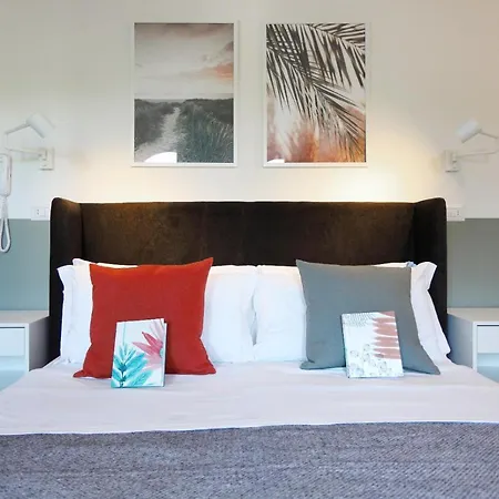 Hotel Elprado 3*